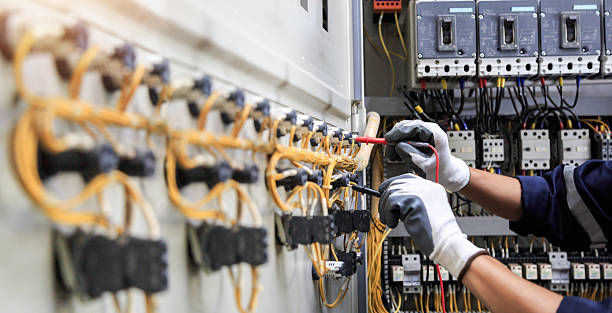 Professional Electrician technician working in Argentine, MI